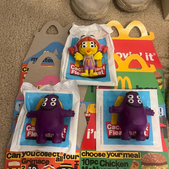 YEEZY SIZE 11.5-13 MENS DON’T BUY NOT $100 - Picture 8 of 8